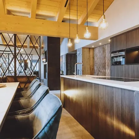 4br Penthouse In Glemm - Pool-spa- If You Want To Book, Please Contact On Wh-ats-app - 0034-635-520-036 !!!!