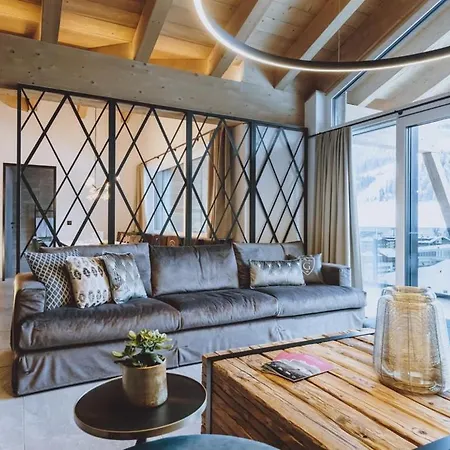 4br Penthouse In Glemm - Pool-spa- If You Want To Book, Please Contact On Wh-ats-app - 0034-635-520-036 !!!! *